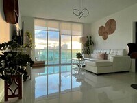 Building Photo - 7910 Harbor Island Dr