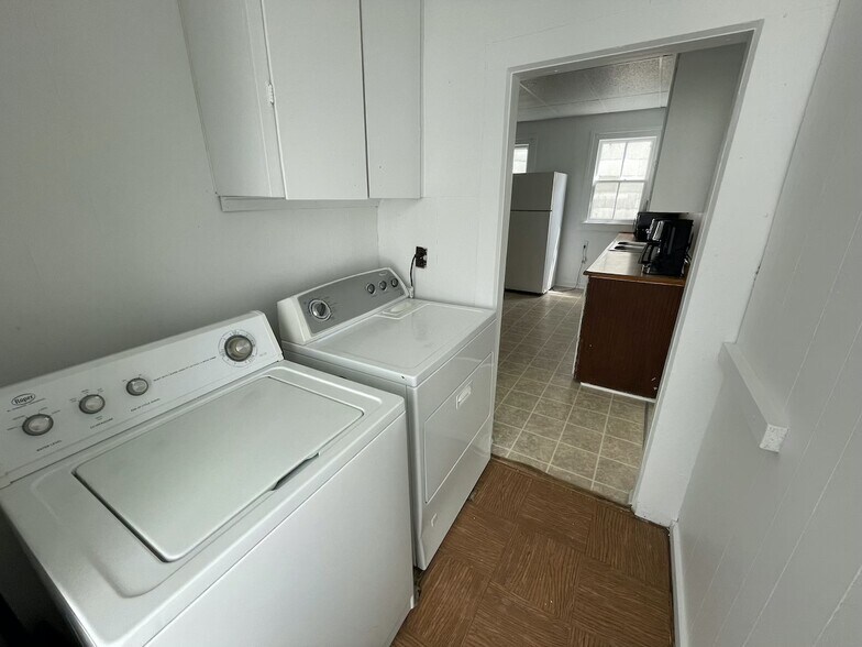 Building Photo - 68 W Mohawk St