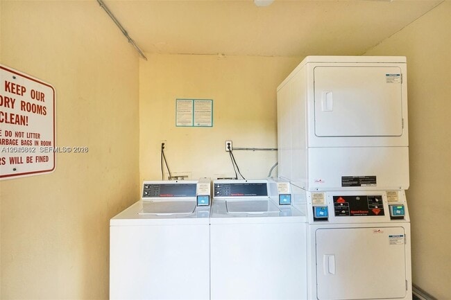 Building Photo - 8500 SW 109th Ave