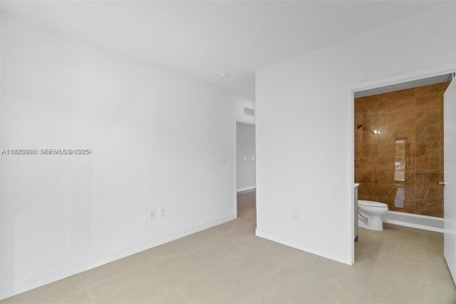 Building Photo - 1119 NW 1st St