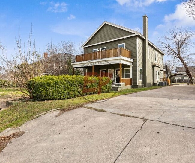 Building Photo - 2208 Gorman Ave