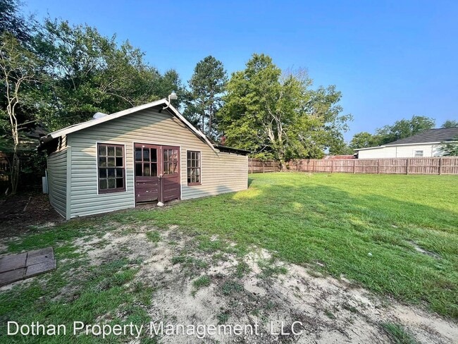 Building Photo - 3 br, 2 bath House - 109 N Broadway St