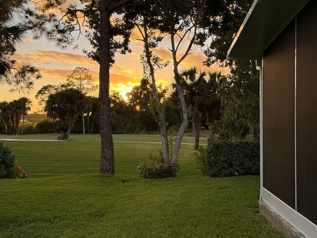 Building Photo - Gorgeous Hidden Lakes 3/2/2 Home