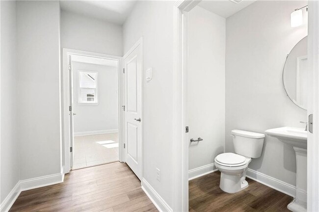 Building Photo - Waterways