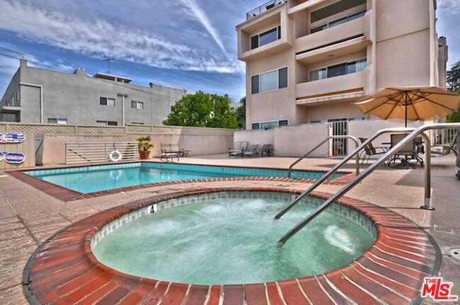 Community Pool - 14647 Dickens St