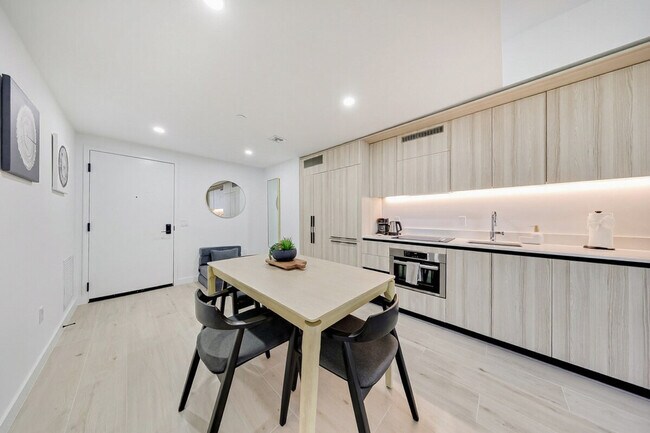 Building Photo - 45 NW 1st St