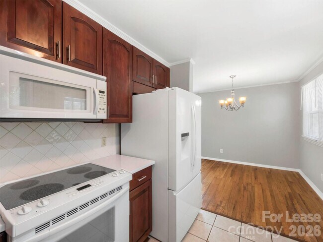 Building Photo - 5208 Furman Pl