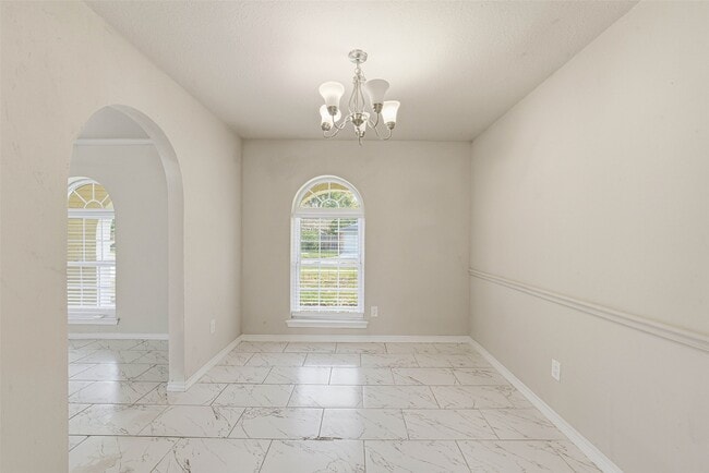 Building Photo - 2406 Joel Wheaton Rd