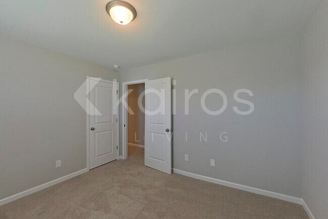 Building Photo - 155 Williams Ln