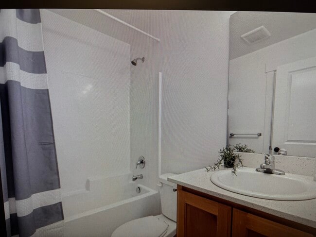 Building Photo - Santaquin Rental House #2