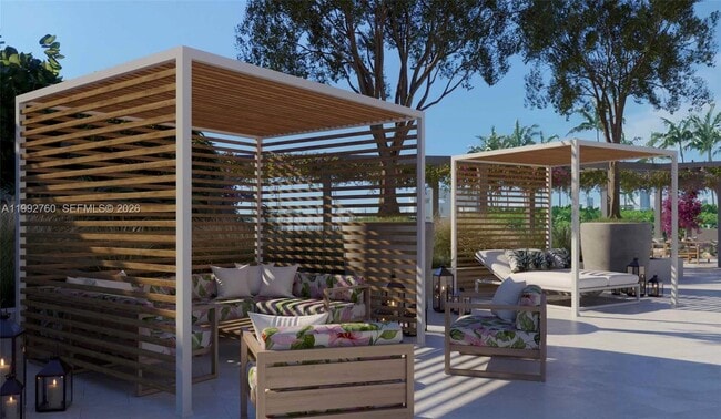 Building Photo - 500 Alton Rd