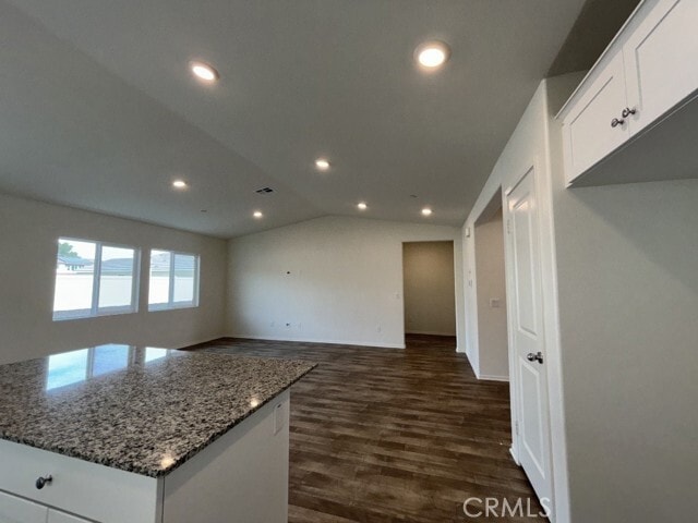 Building Photo - 365 White Gate Pl