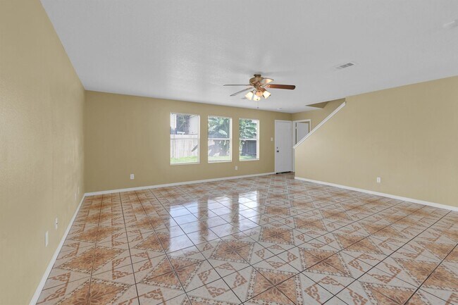 Building Photo - 1119 Mossy Branch St