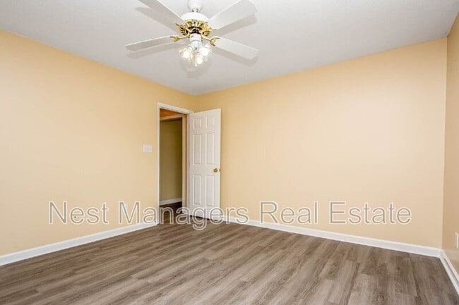 Building Photo - 3813 Constance Rd