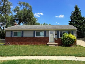 Building Photo - 9358 Marie Ct