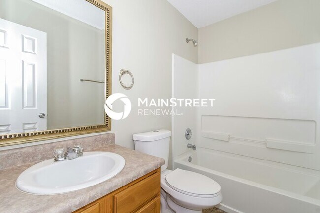 Building Photo - 4 Bedroom Pet-Friendly Home in Franklin, I...