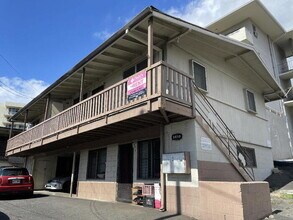 Building Photo - To register for the showing time below, note the 4 digit code: 3875 and click "APPLY NOW."(mobile...