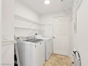 Building Photo - 9851 Costa Mesa Ln