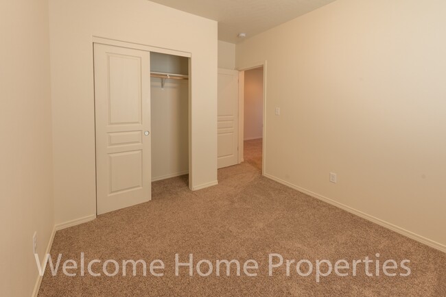 Building Photo - Beautiful Home in a Secluded Neighborhood
