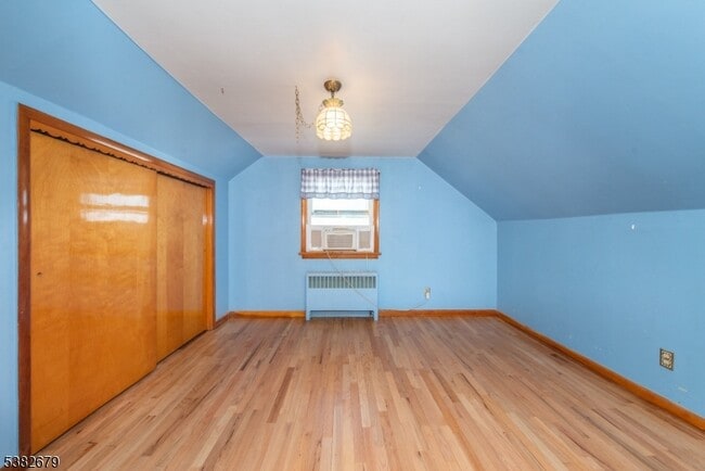 Building Photo - 78 Beechwood Ave