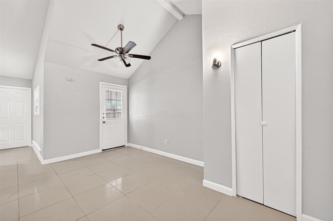 Building Photo - 17421 Ranch Country Rd