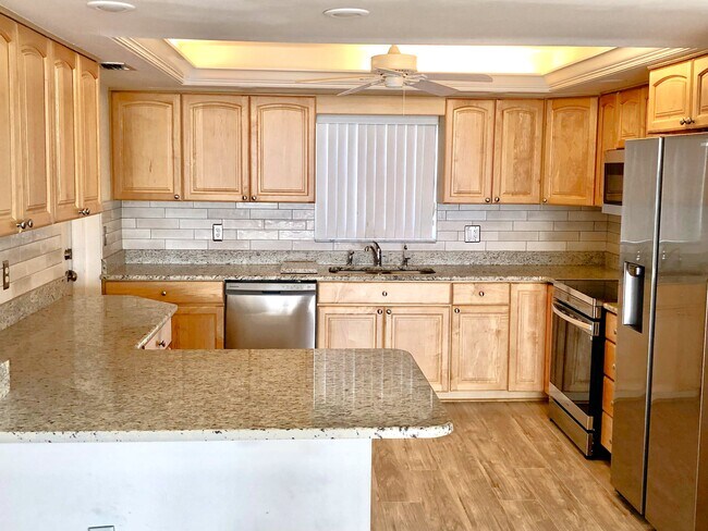 Building Photo - 5130 Brittany Dr S