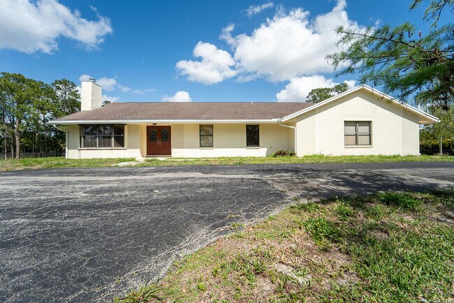 Building Photo - 5562 Reynolds Rd