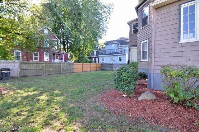 Primary Photo - 74 Sydney St