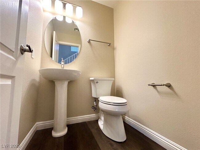 Building Photo - 3786 Corpolo Ave