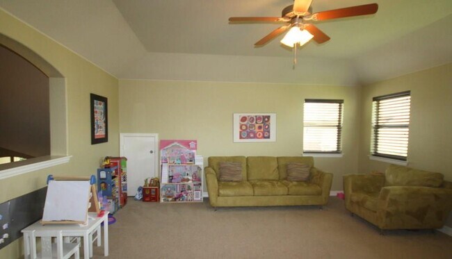 Building Photo - 2839 Nolina Ln