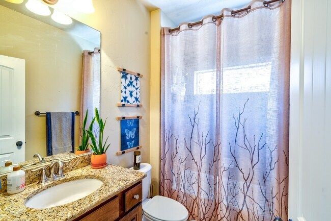 Building Photo - 1085 Diamond Rim Dr
