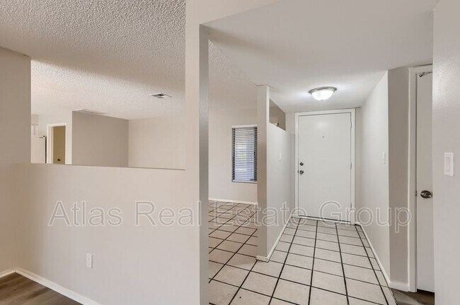 Building Photo - 4214 N 77th Ave