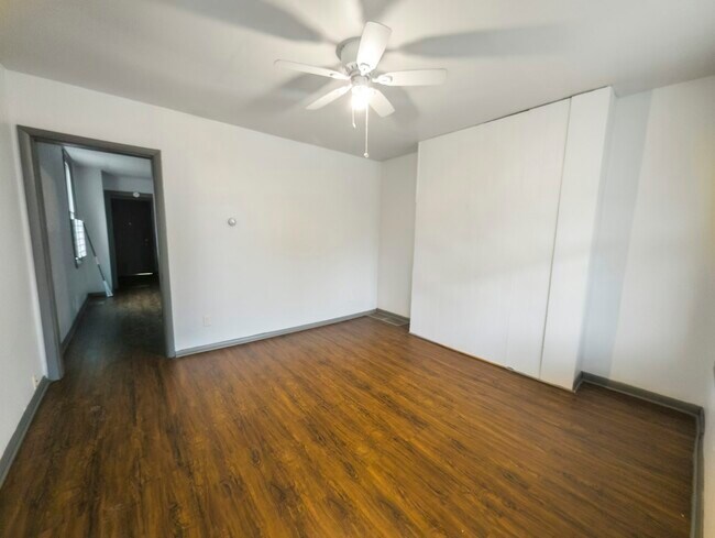 Building Photo - 491 E Morrill Ave