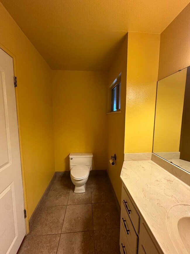 Building Photo - SW Visalia home available soon