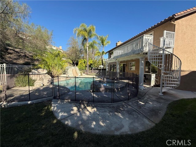 Building Photo - 23 Via Berrendo