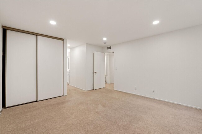 Building Photo - 4141 Via Marisol