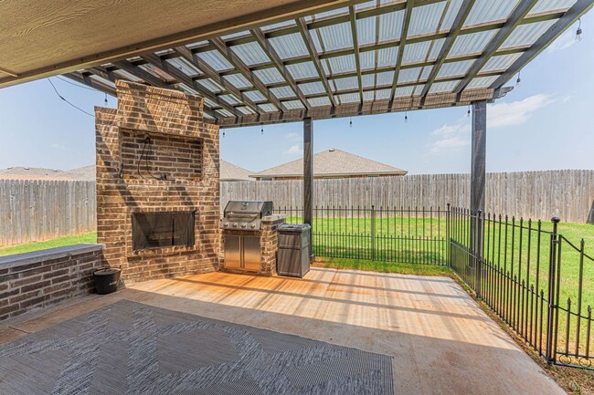 Building Photo - 3911 Sledmere Ln