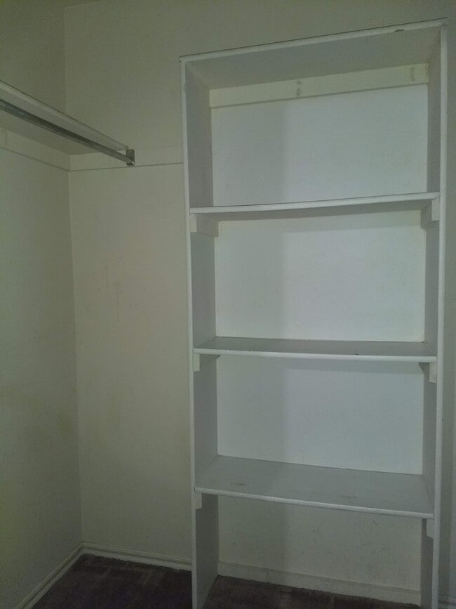 Building Photo - 202 Timbercrest Ct