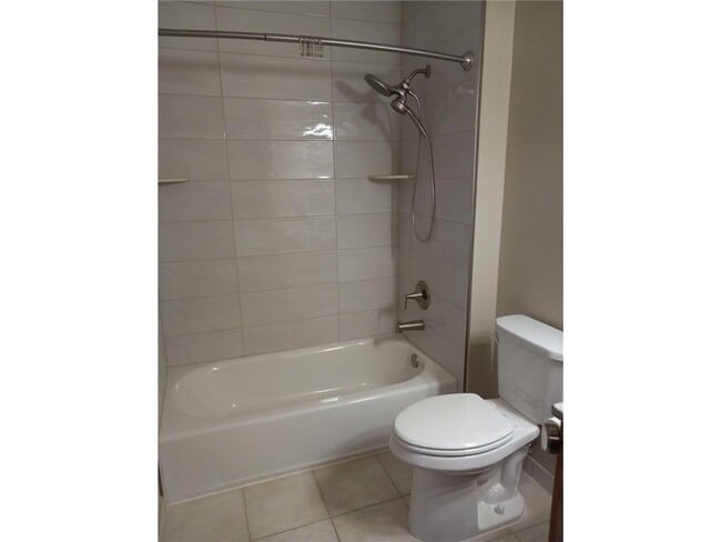 Building Photo - 8344 Parrish Ave NE