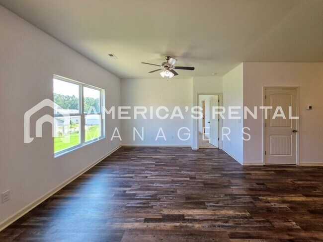 Building Photo - Home for rent in Rosser Farms!