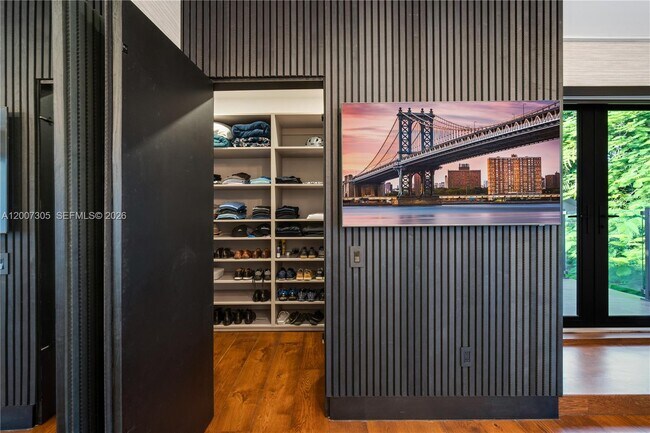 Building Photo - 145 NE 49th St