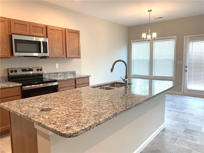 Building Photo - 204 Sage Woods Way