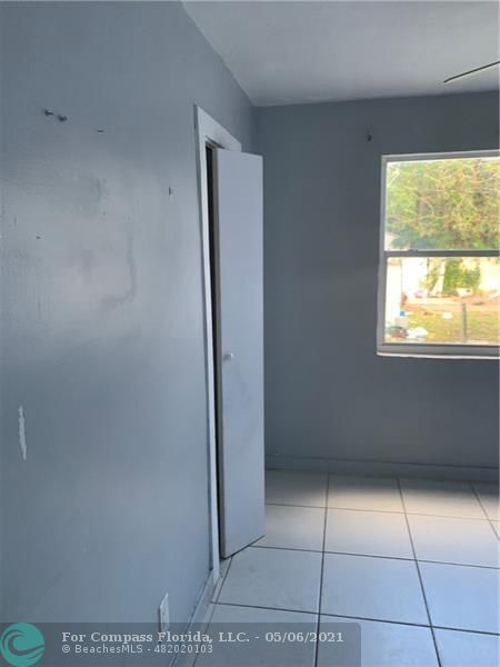 Building Photo - 1208 N 57th Ave