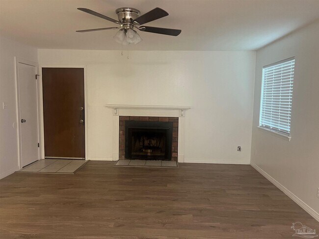 Building Photo - 7225 W Fairfield Dr