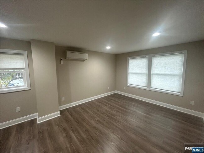 Building Photo - 380 Milford Ave.