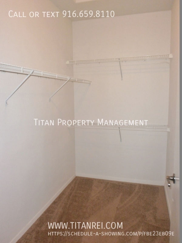 Building Photo - Natomas Two Bedroom Condo with Clubhouse &...