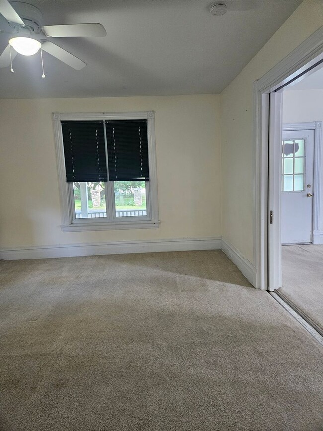 Building Photo - 4 Bedroom Home in Warriors Mark