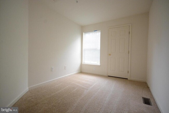 Building Photo - 6506 Wiltshire Dr