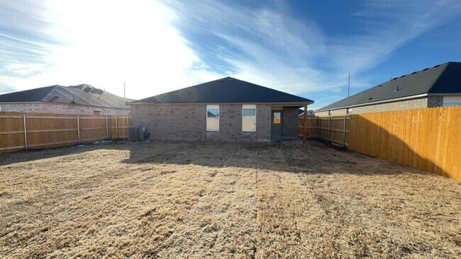 Building Photo - 16204 Harvester Dr