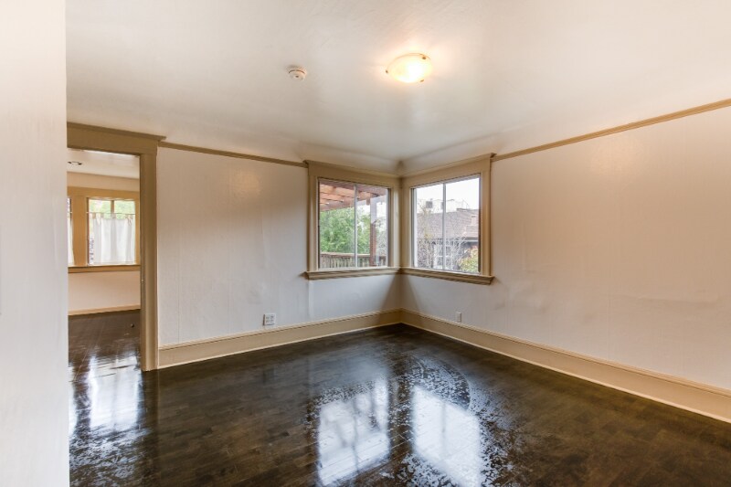 Building Photo - 2605 Fulton St